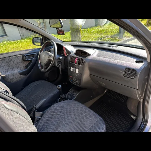 Opel Corsa 2005 Model değişensiz