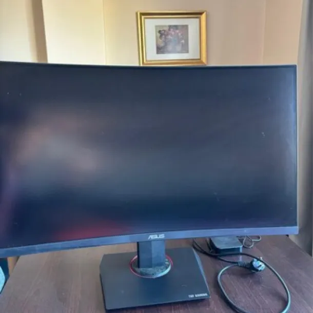 Asus Tuf Gaming 31.5 VG32VQ 1Ms 144hz