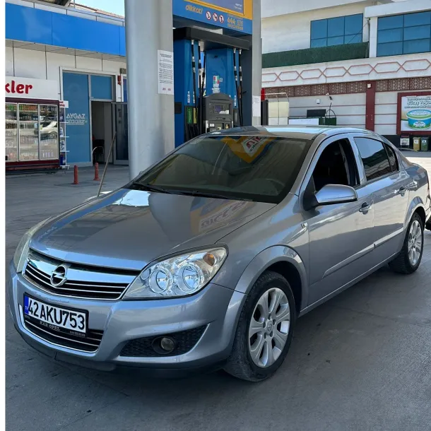 Opel Astra 2008 düşük kilometreli