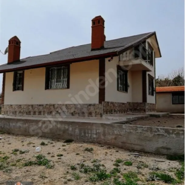 Hatunsaray yolu karaağaç mahallesi 2+1 müstakil ev