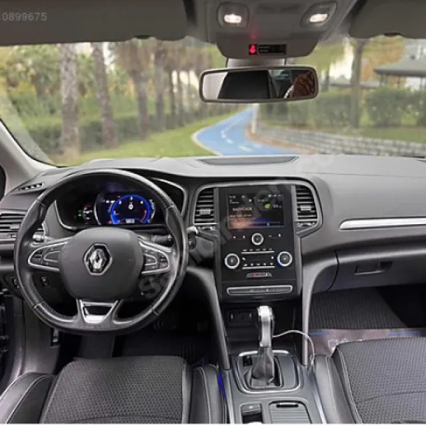 Megane Sedan 1.5 BluedCi Icon EDC 2020 MODEL OTOMATİK 115 HP