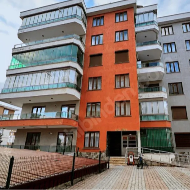 ERTUĞRULGAZİ KONAKLARI'NDA 3+1 SATILIK DAİRE