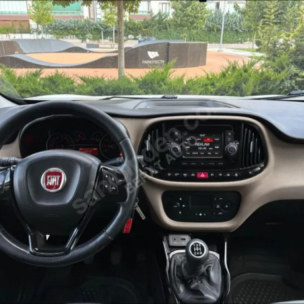 Fiat Doblo 2015 model