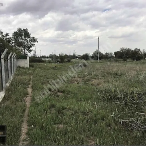 Meram Gödene de Derviş Sokak Yakını 850 m2 müstakil bağ