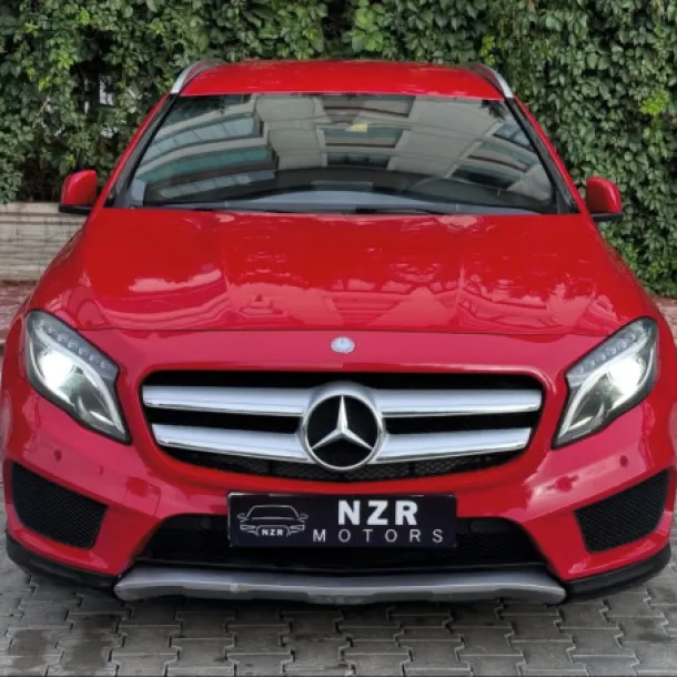 Mercedes Benz GLA 180d