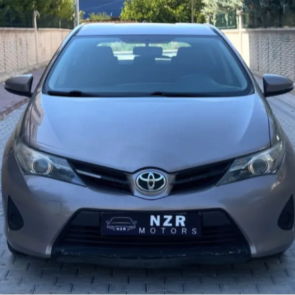 Toyota Auris 1.3 life