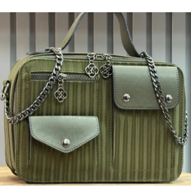 Fermuar ve Cep Detaylı Yeşil Çanta