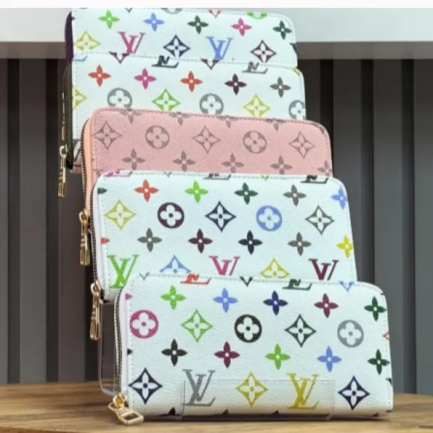 Bayan El Çantaları