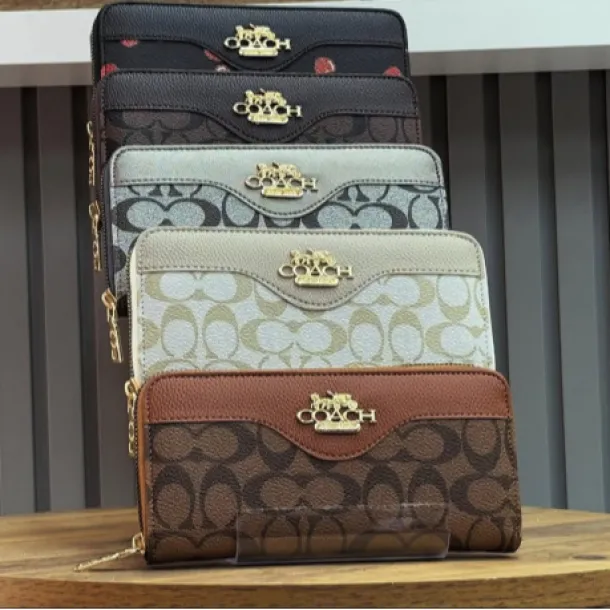 Goach Bayan El Çantası