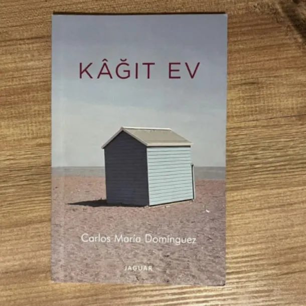 Kağıt Ev - Carlos Maria Dominguez